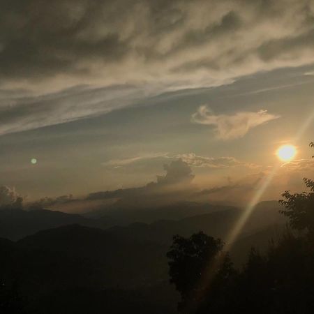 Bunjungle Adventures Hotell Kathmandu Exteriör bild